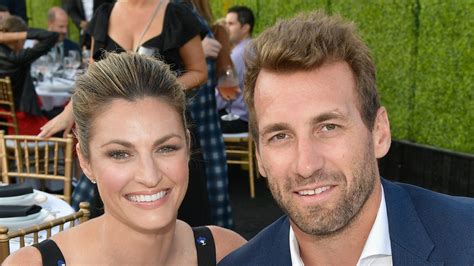 erin andrews relationship history|Erin Andrewss Husband + Relationships, Exes & Rumors (2024)